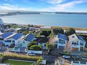 5 Bedroom Detached House