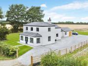 5 Bedroom Detached House