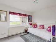 5 Bedroom Detached House