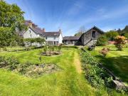 5 Bedroom Detached House