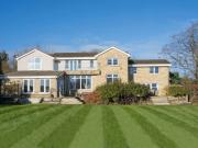 5 Bedroom Detached House