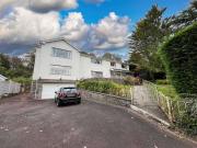 5 Bedroom Detached House