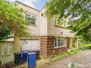5 Bedroom Detached House
