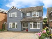 5 Bedroom Detached House