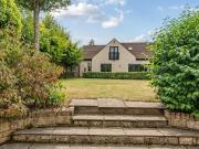5 Bedroom Detached House
