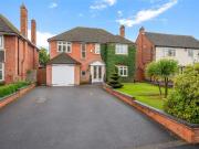 5 Bedroom Detached House