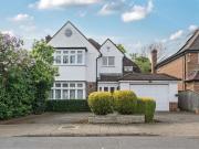 5 Bedroom Detached House