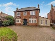 5 Bedroom Detached House