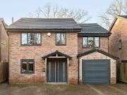5 Bedroom Detached House