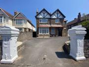 5 Bedroom Detached House