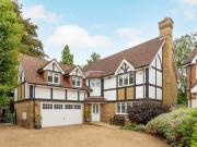 5 Bedroom Detached House