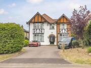 5 Bedroom Detached House
