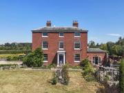 5 Bedroom Detached House