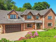 5 Bedroom Detached House