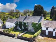 5 Bedroom Detached House