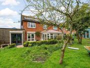5 Bedroom Detached House