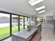 5 Bedroom Detached House
