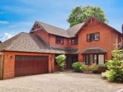 5 Bedroom Detached House