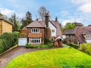 5 Bedroom Detached House