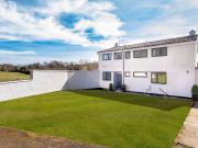 5 bedroom detached house for rent in 5 Primrose Drive,...