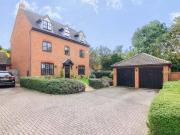5 bedroom detached house for rent in Angora Close... 5 bedroom detached house for rent in Angora Close...