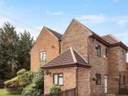 5 Bedroom Detached House For Rent In Ascot
