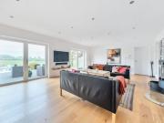 5 bedroom detached house for rent in Ashengrove Road,...