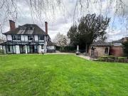 5 Bedroom Detached House For Rent In Birstall