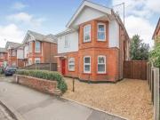 5 bedroom detached house for rent in Capstone Road,...