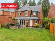 5 bedroom detached house for rent in Frythe Avenue,...