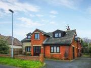 5 Bedroom Detached House For Rent In Hartford Bridge