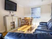 5 bedroom detached house for rent in Hatcher Crescent,...