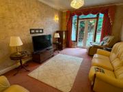 5 bedroom detached house for rent in Leigh Avenue,...