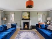 5 bedroom detached house for rent in Longwood Lane...