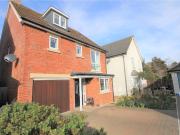 5 bedroom detached house for rent in Newland Court,...