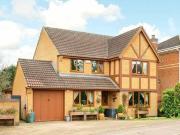 5 bedroom detached house for rent in Old Oak Drive...