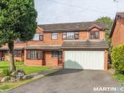 5 bedroom detached house for rent in Redditch Road,...