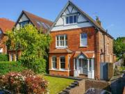 5 Bedroom Detached House For Rent In Reigate