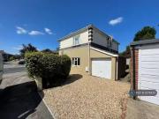 5 bedroom detached house for rent in Ripon Road,...