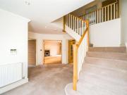 5 bedroom detached house for rent in Stansfield Close,...