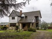 5 bedroom detached house for rent in Stratford Road,...