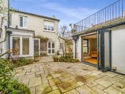 5 bedroom detached house for rent in The Green, London, SW19