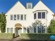 5 bedroom detached house for rent in Uphill Road,...