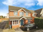 5 Bedroom Detached House For Rent In Uxbridge