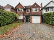5 bedroom detached house for rent in Warwick Road,...