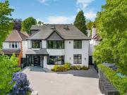 5 bedroom detached house for rent in Watford Road, St....