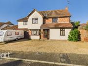 5 bedroom detached house for sale