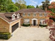 5 bedroom detached house for sale