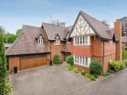 5 bedroom detached house for sale