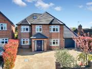 5 bedroom detached house for sale